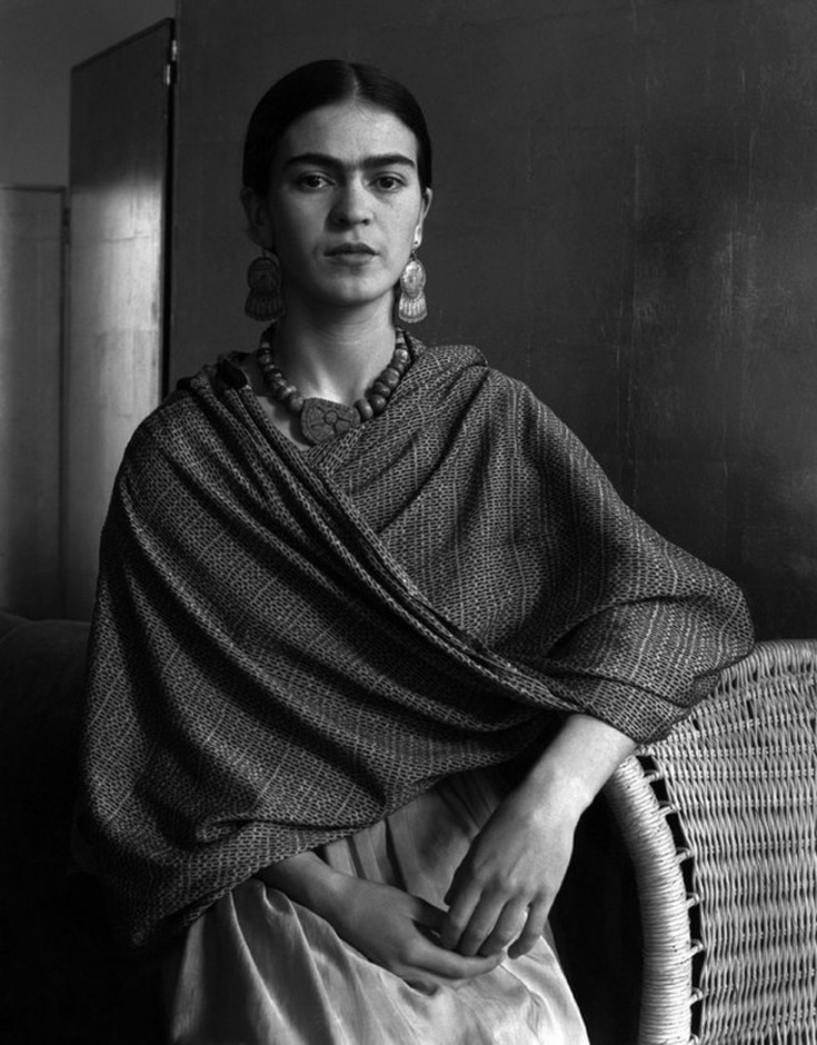 Frida Kahlo by Imogen Cunningham | Lone Quixote